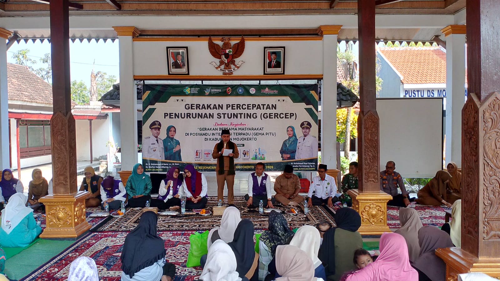 Bupati Mojokerto Hadiri GEMAPITU di Mojopilang, Perkuat Komitmen Cegah Stunting